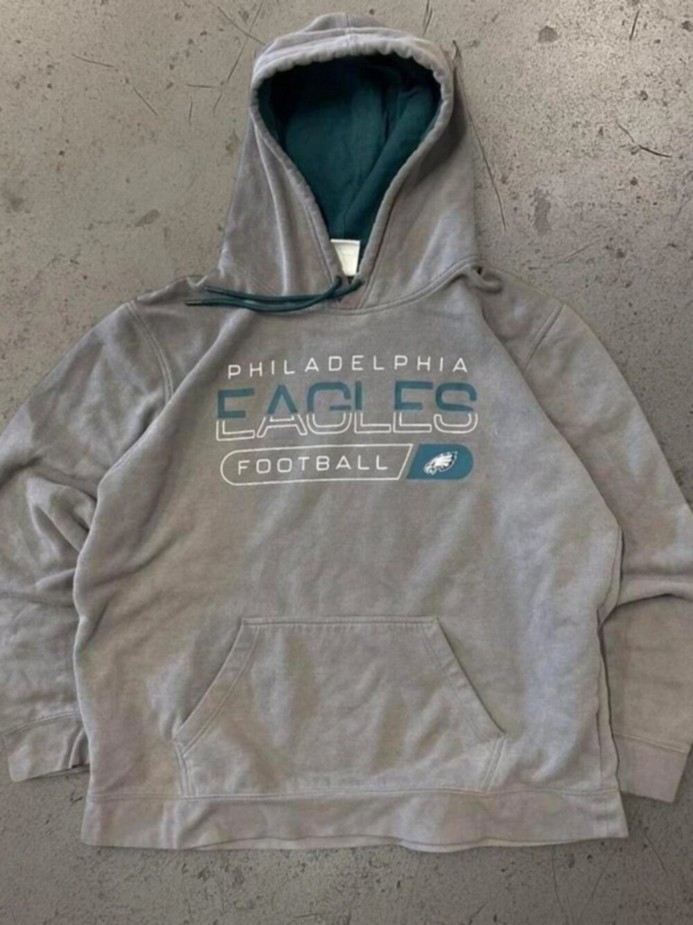 Beautiful heavyweight cotton Philadelphia Eagles NFL hoodie